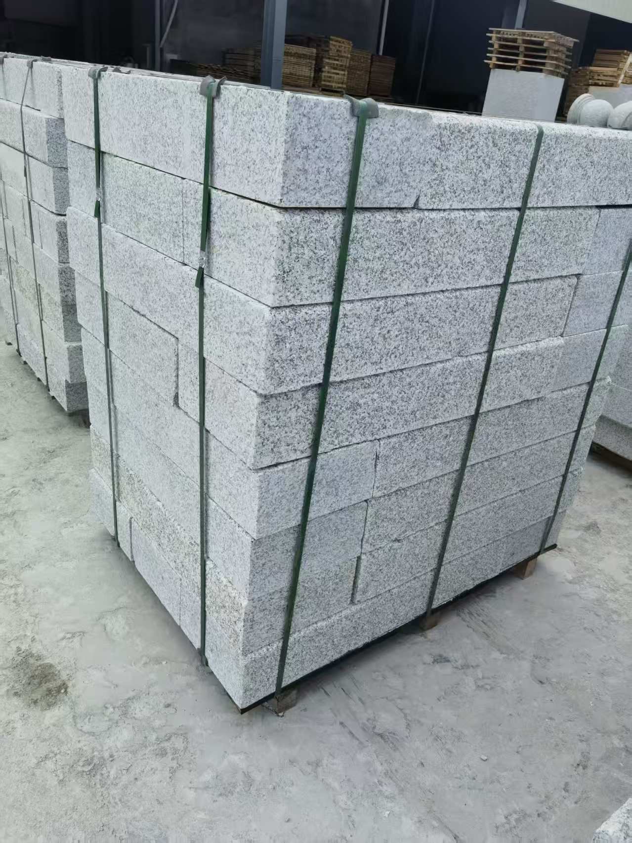 惠州 芙蓉白火烧两面路沿石