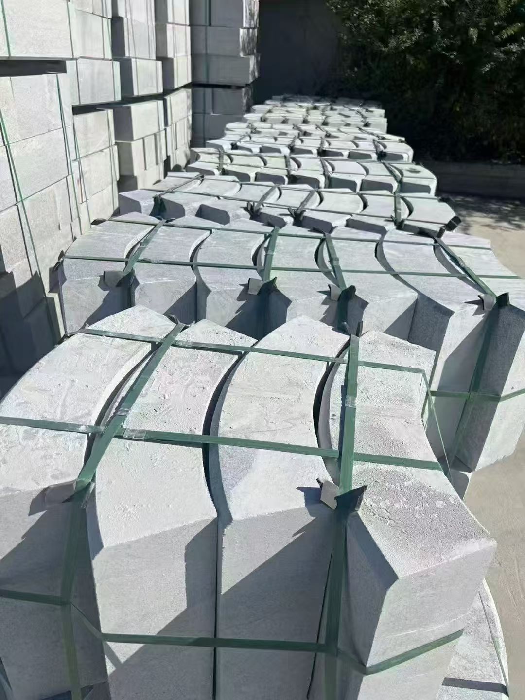 惠州 芝麻灰弧形路沿石