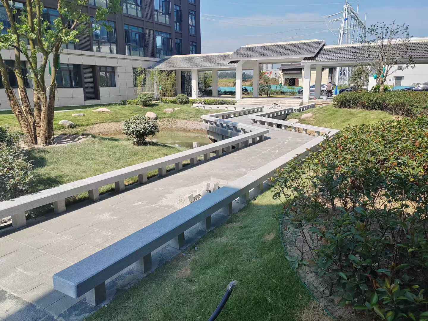 惠州 芝麻灰小区坐凳&栏杆安装效果