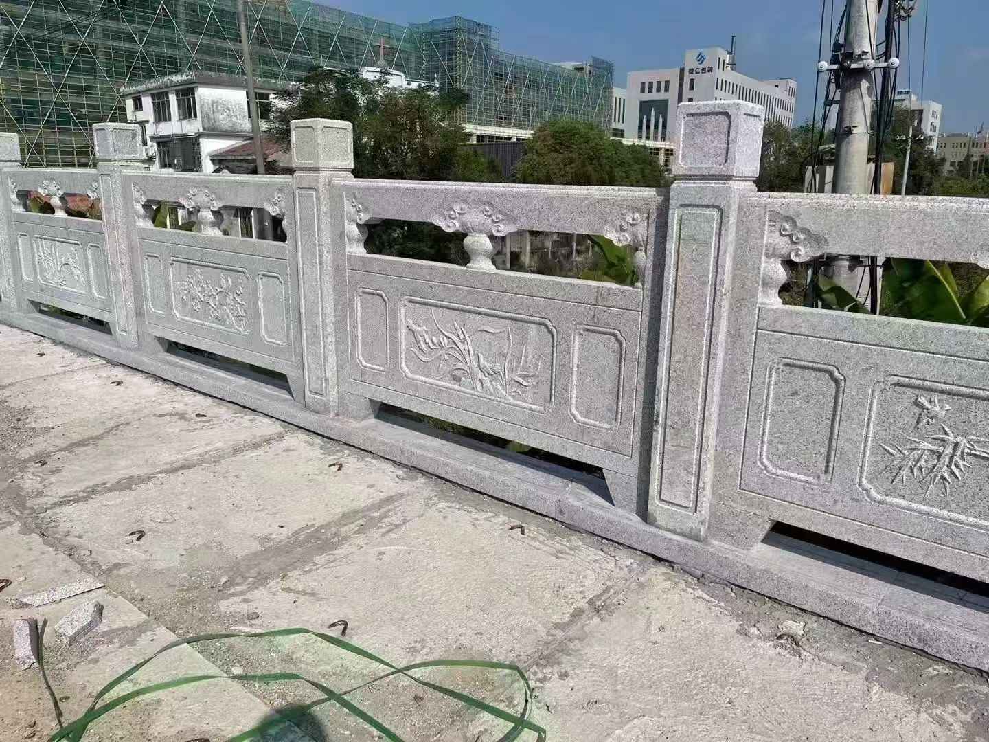 惠州 芝麻白栏杆