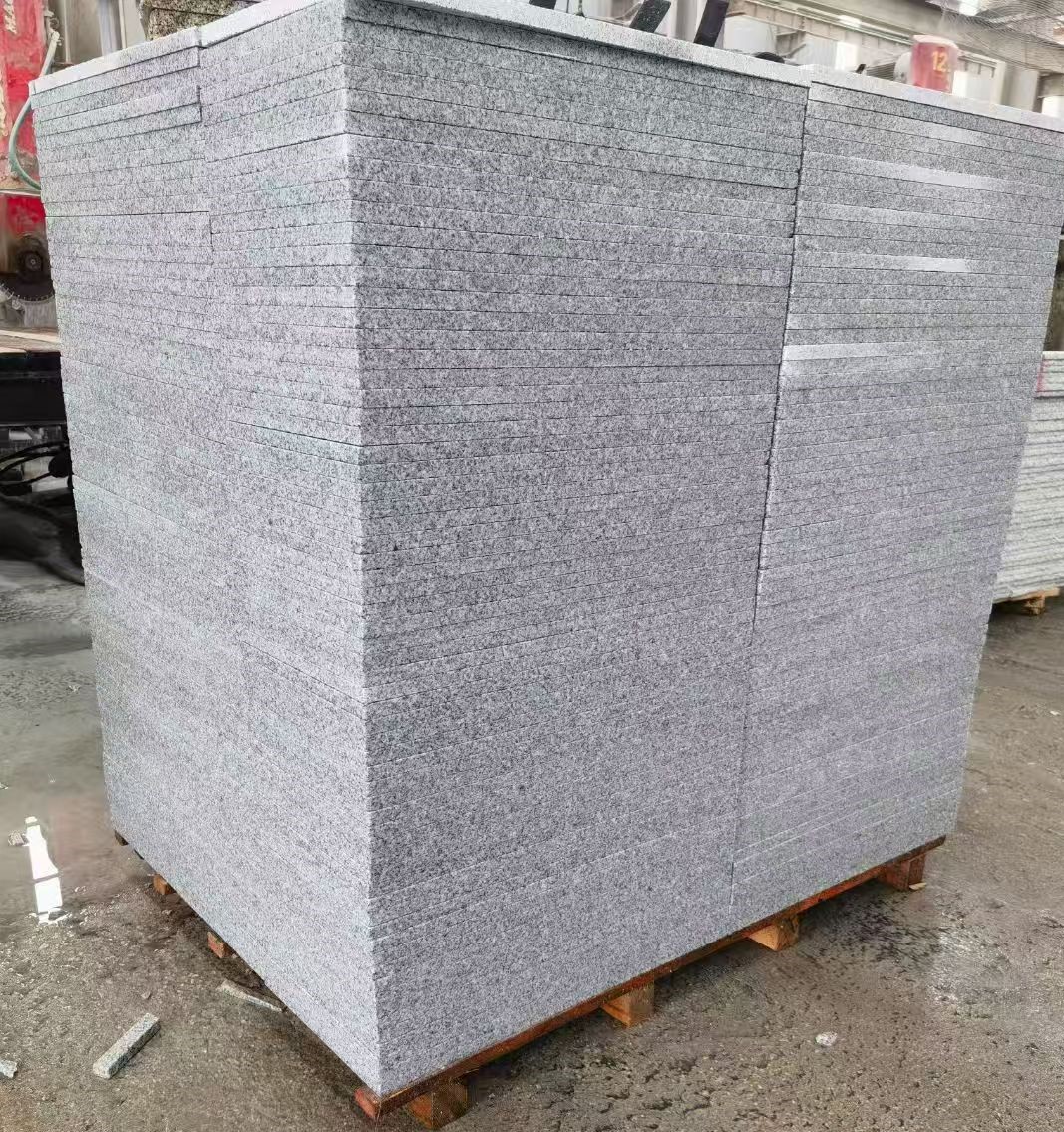 惠州 火烧面地铺石，街道广场园林市政工程板，1.8~5.0厚均有现货