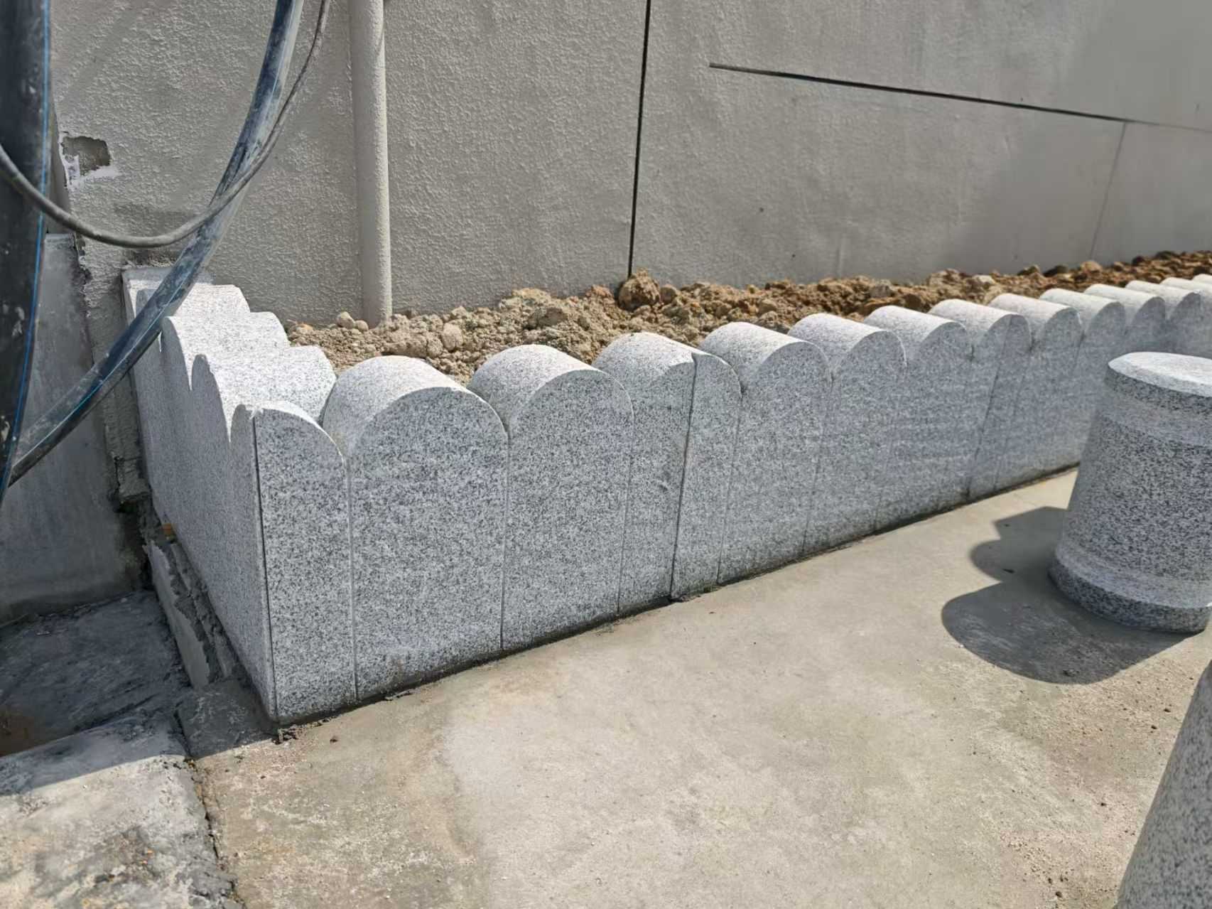 惠州 芝麻白花岗岩花边石铺装效果图